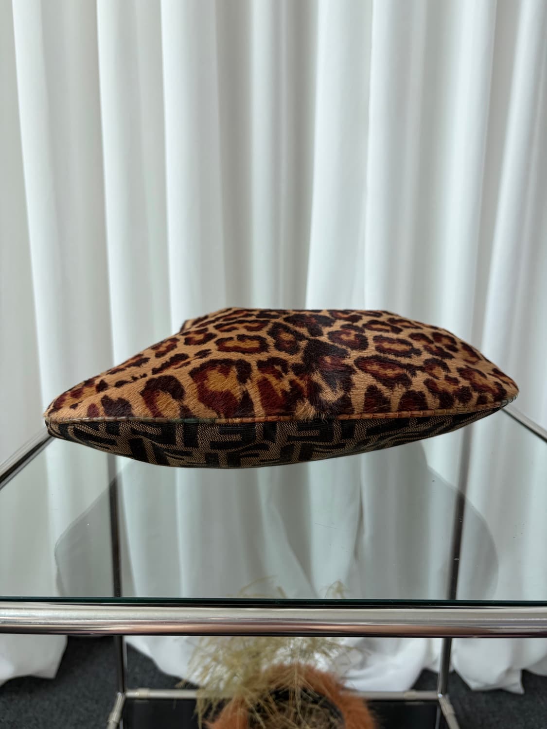 펜디 레어 00s 레오파드 송치 & 주카 오이스터 백  상품이미지6