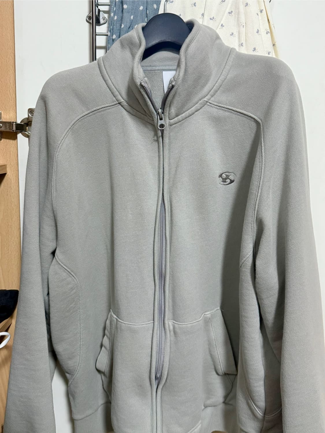 산산기어 스웻집업 탄 1사이즈 상품이미지3