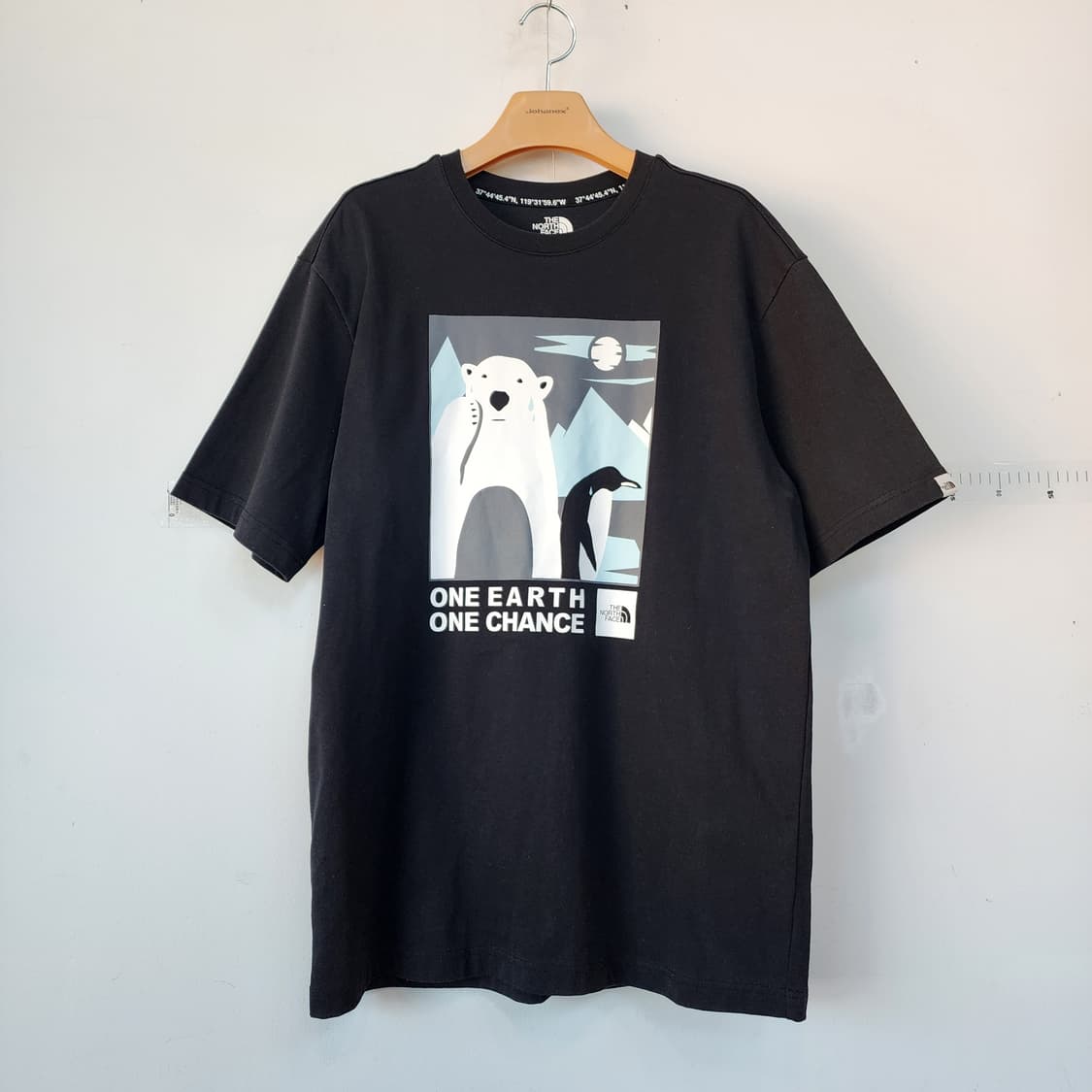 노스페이스 반팔 티셔츠 블랙 상품이미지1