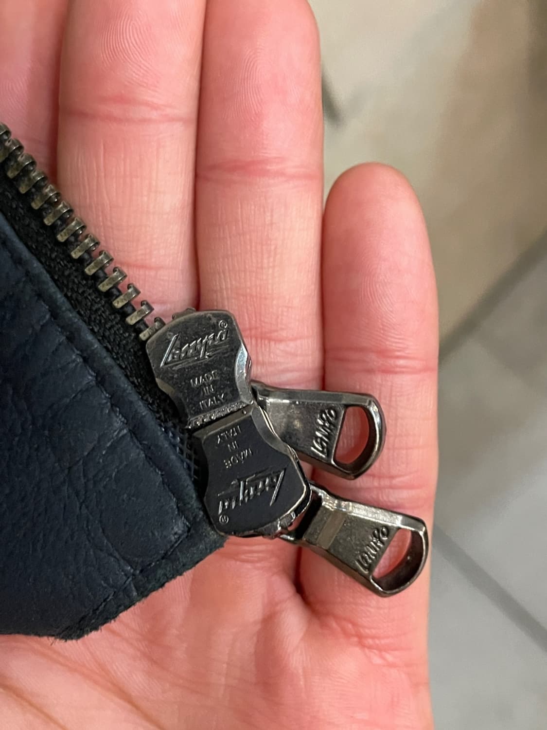 알레그리 고트 스킨 후드 봄버 자켓  상품이미지8