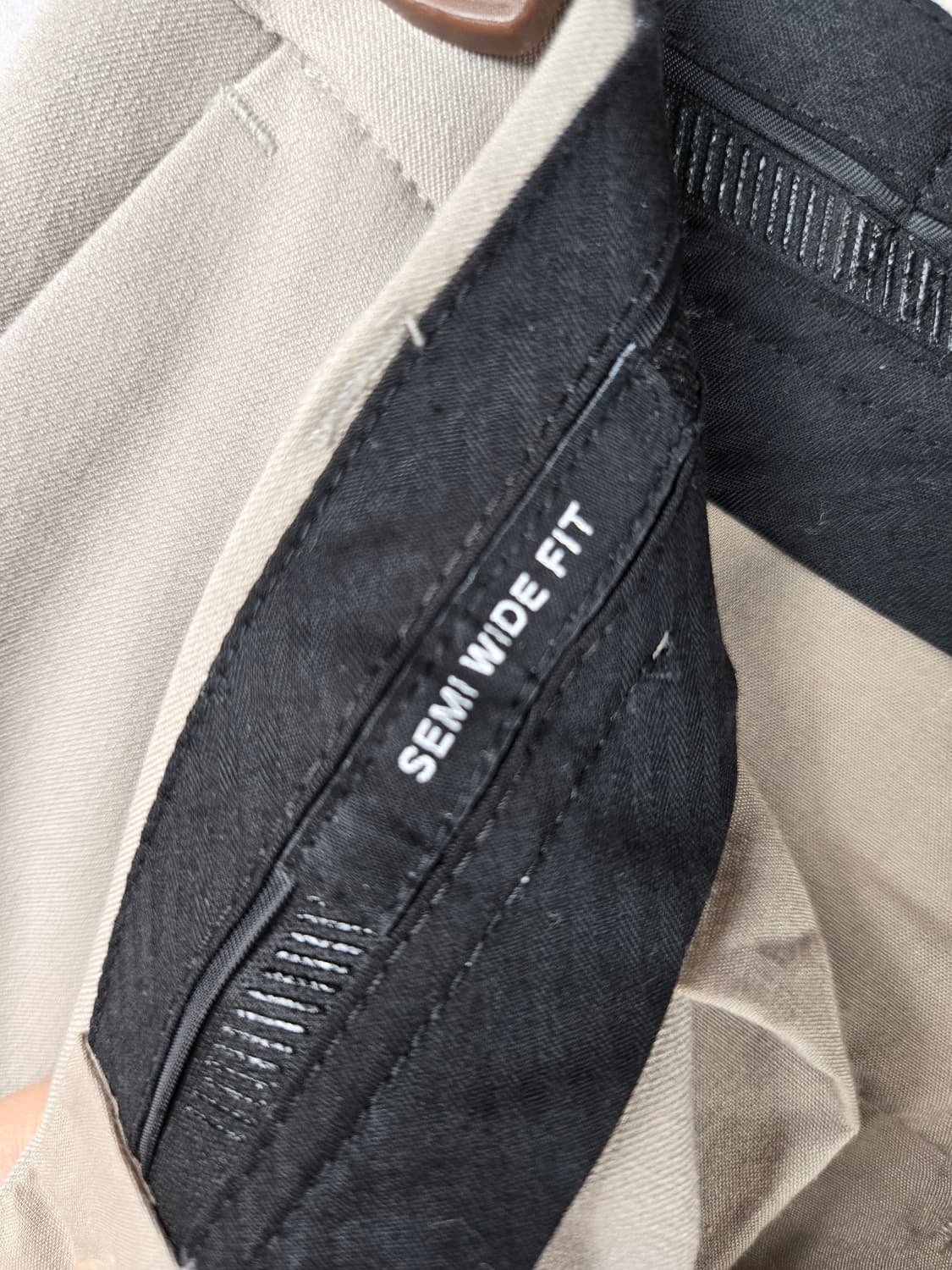 [무료배송]무신사스탠다드 29 남성 세미 와이드 슬릿 히든 밴딩 슬랙스 상품이미지6