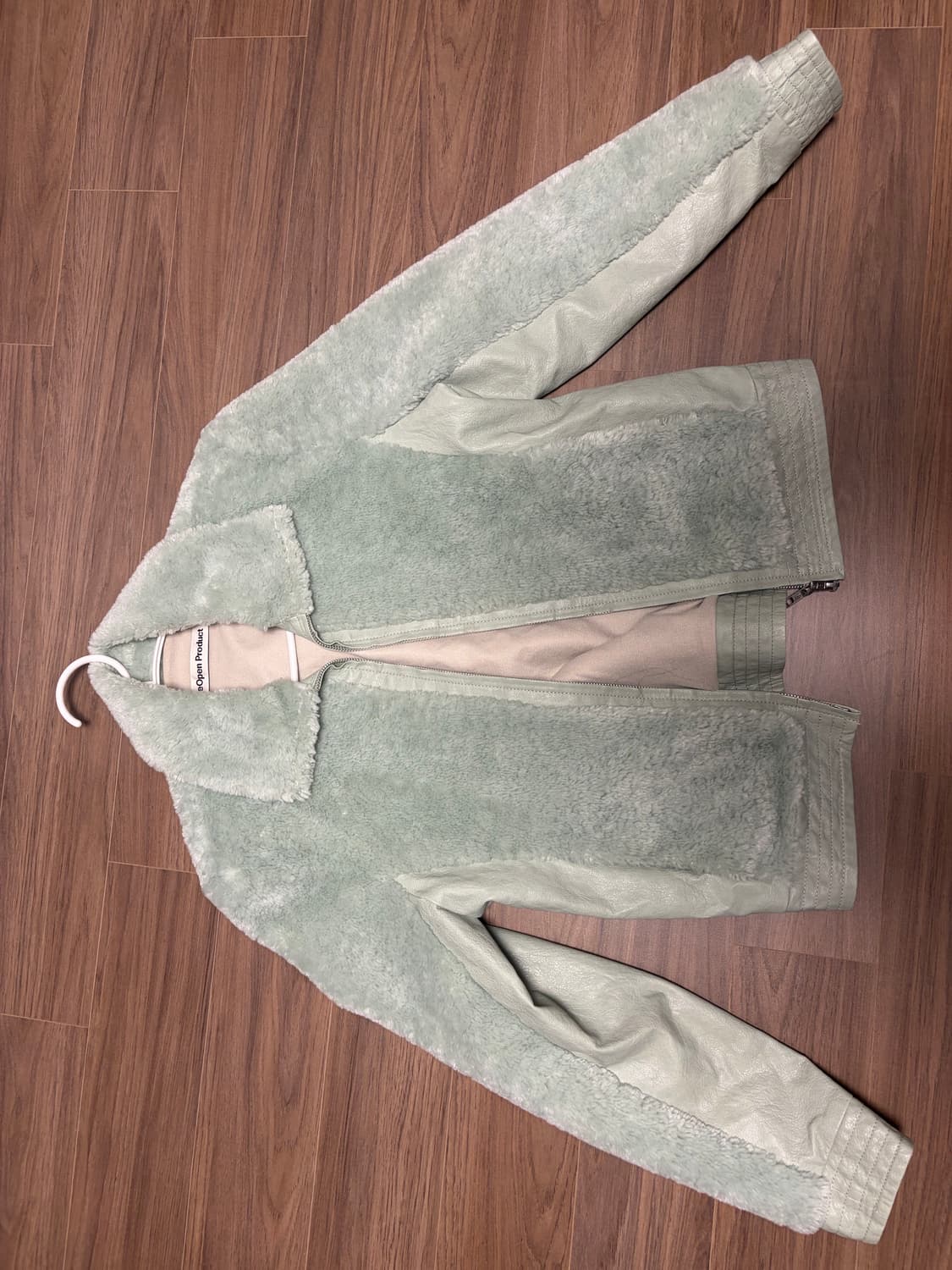 더오픈프로덕트 무스탕 상품이미지1