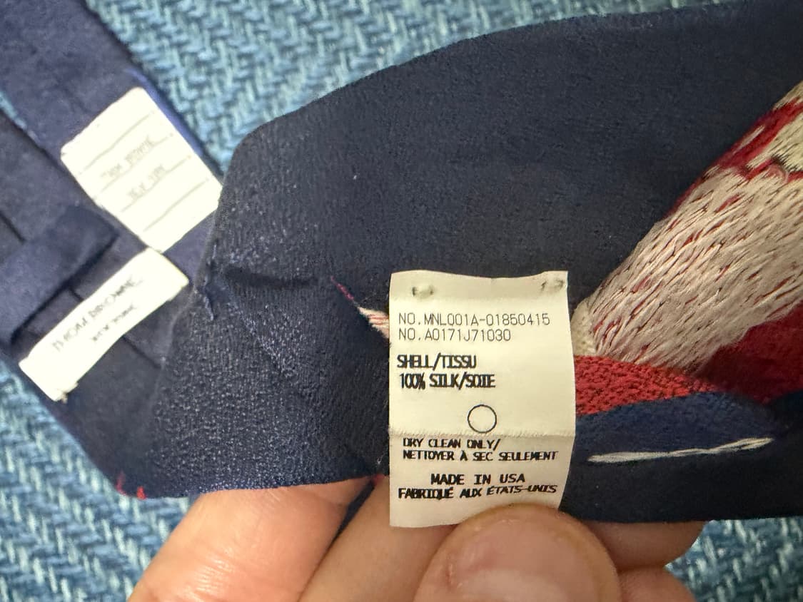 톰브라운 네이비 상어 넥타이 상품이미지5