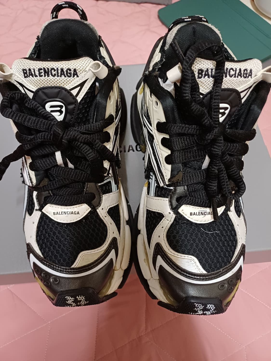 발렌시아가 뉴러너 37 급처 상품이미지2