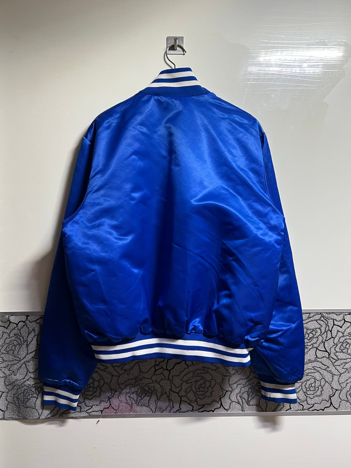 빈티지 80s 챔피온 블루 세틴 자켓 상품이미지5