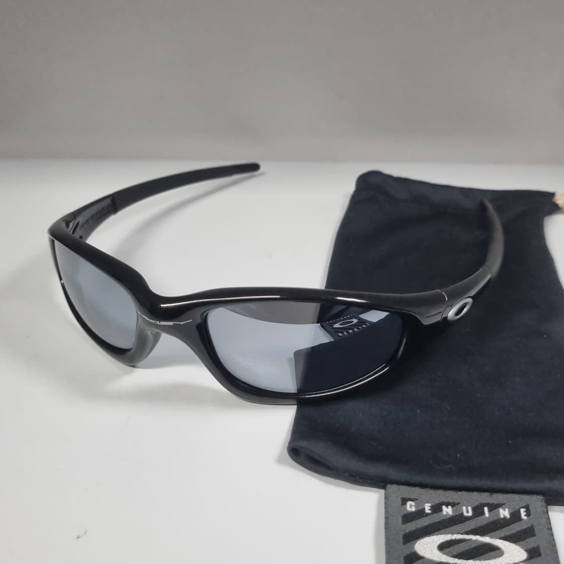 오클리 뉴스트레이트자켓 젯블랙 새렌즈 상품이미지1