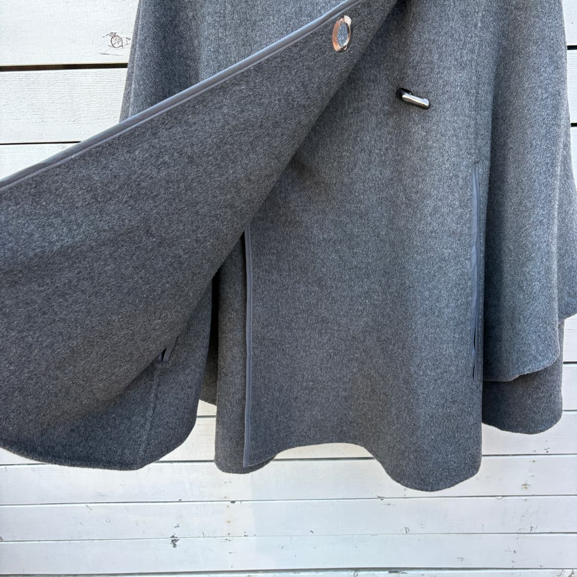 Vivienne Westwood 비비안웨스트우드 울 캐시미어 케이프 상품이미지6