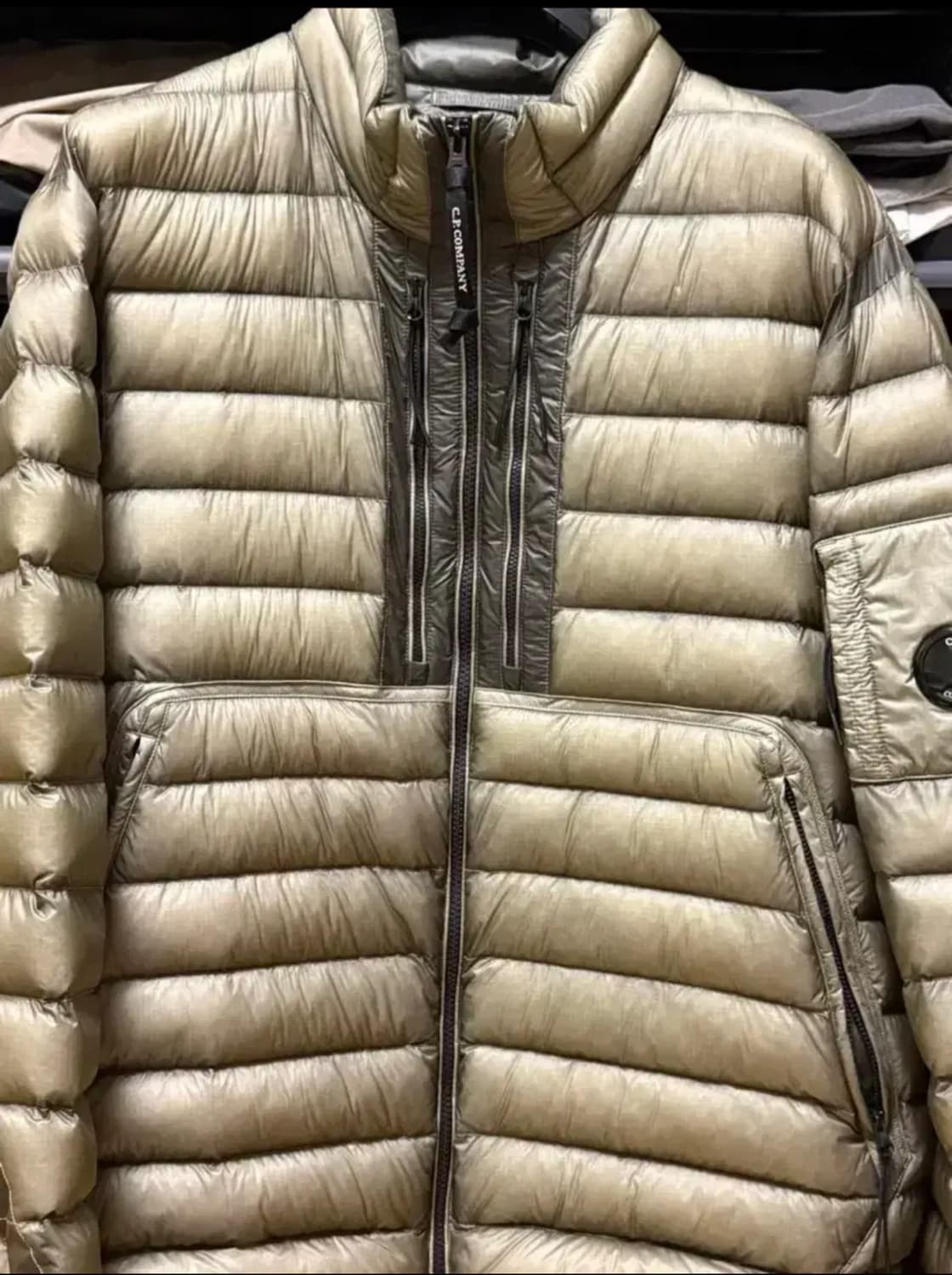 CP컴퍼니 DD쉘 경량 펀가이 그레이 XXL팝니다 상품이미지2