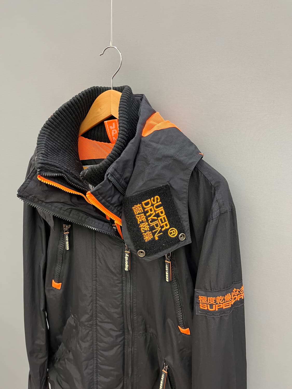 슈퍼드라이 윈드 어태커 바람막이 자켓 상품이미지3