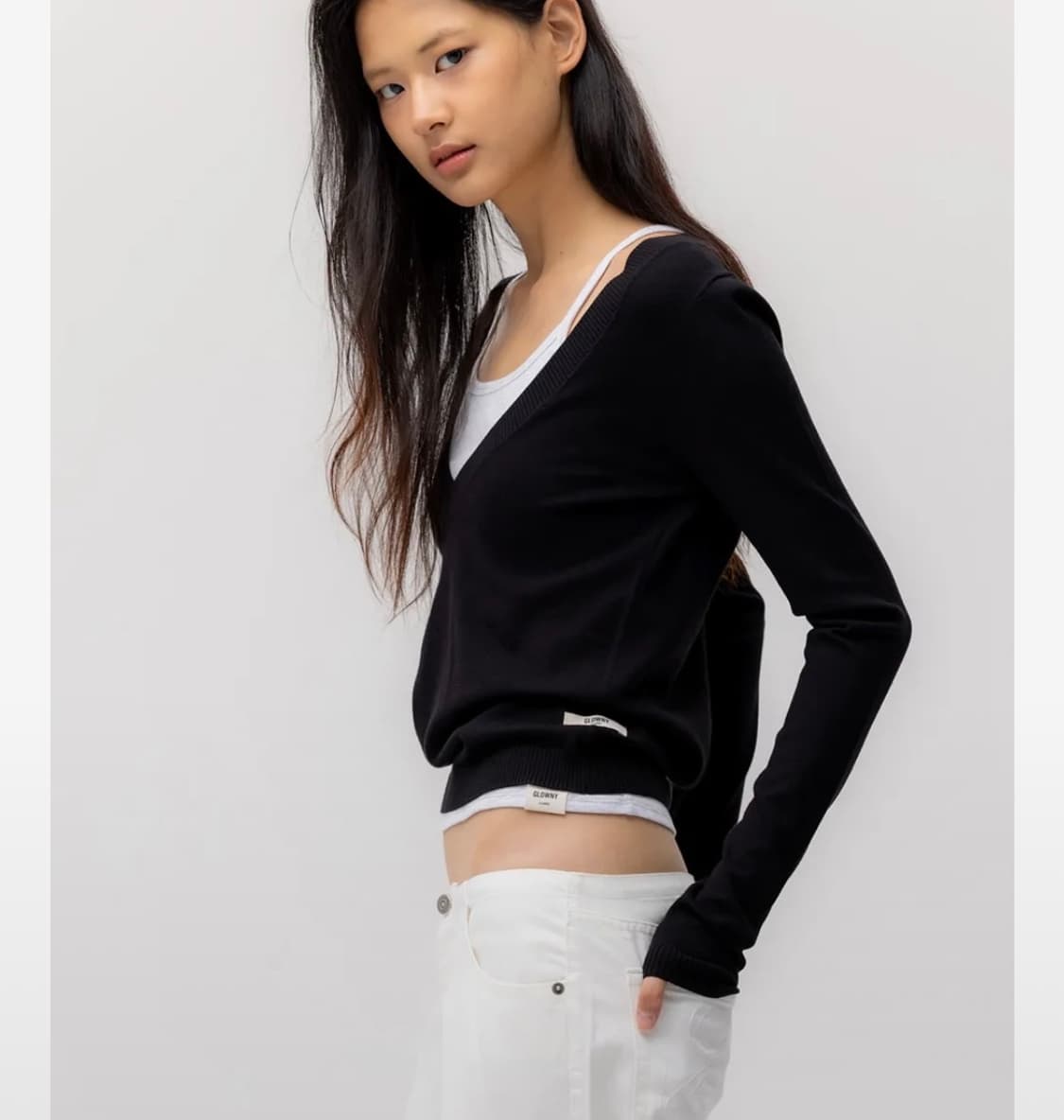 글로니 G DEEP V-NECK KNIT (BLACK) L사이즈 상품이미지2