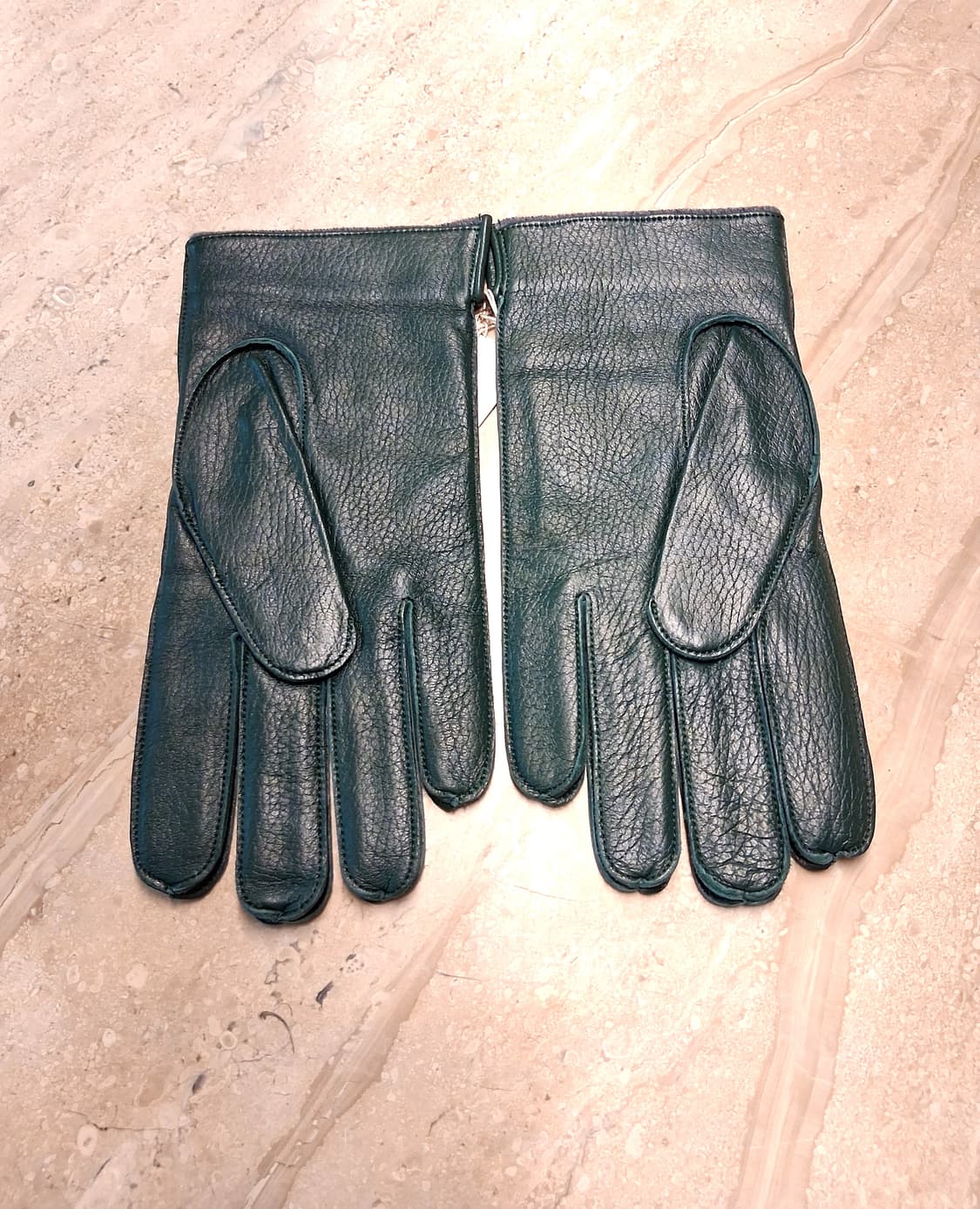 비비안웨스트우드 남성용 V 스티치 가죽 장갑 다크 그린 (새상품) 상품이미지4