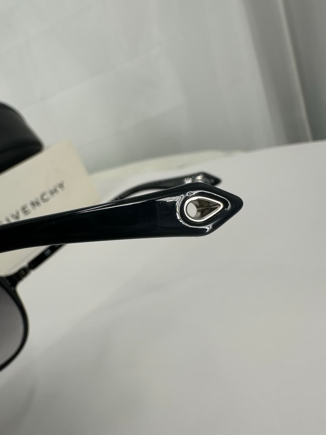 [새상품 무료배송] 정품 지방시 Made in Italy 선글라스 상품이미지8