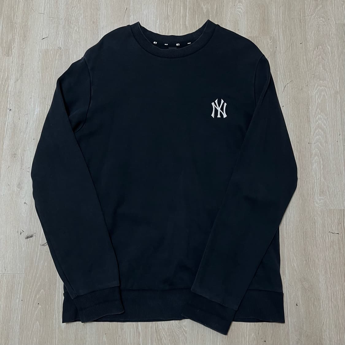 MLB 엠엘비 뉴욕양키스 빅로고 맨투맨 티셔츠 [블랙] L/100 상품이미지1
