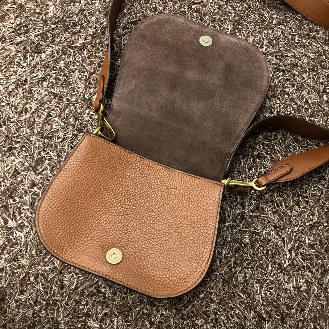 폴로 랄프로렌 페블 레더 레녹스 스몰 숄더백 상품이미지5