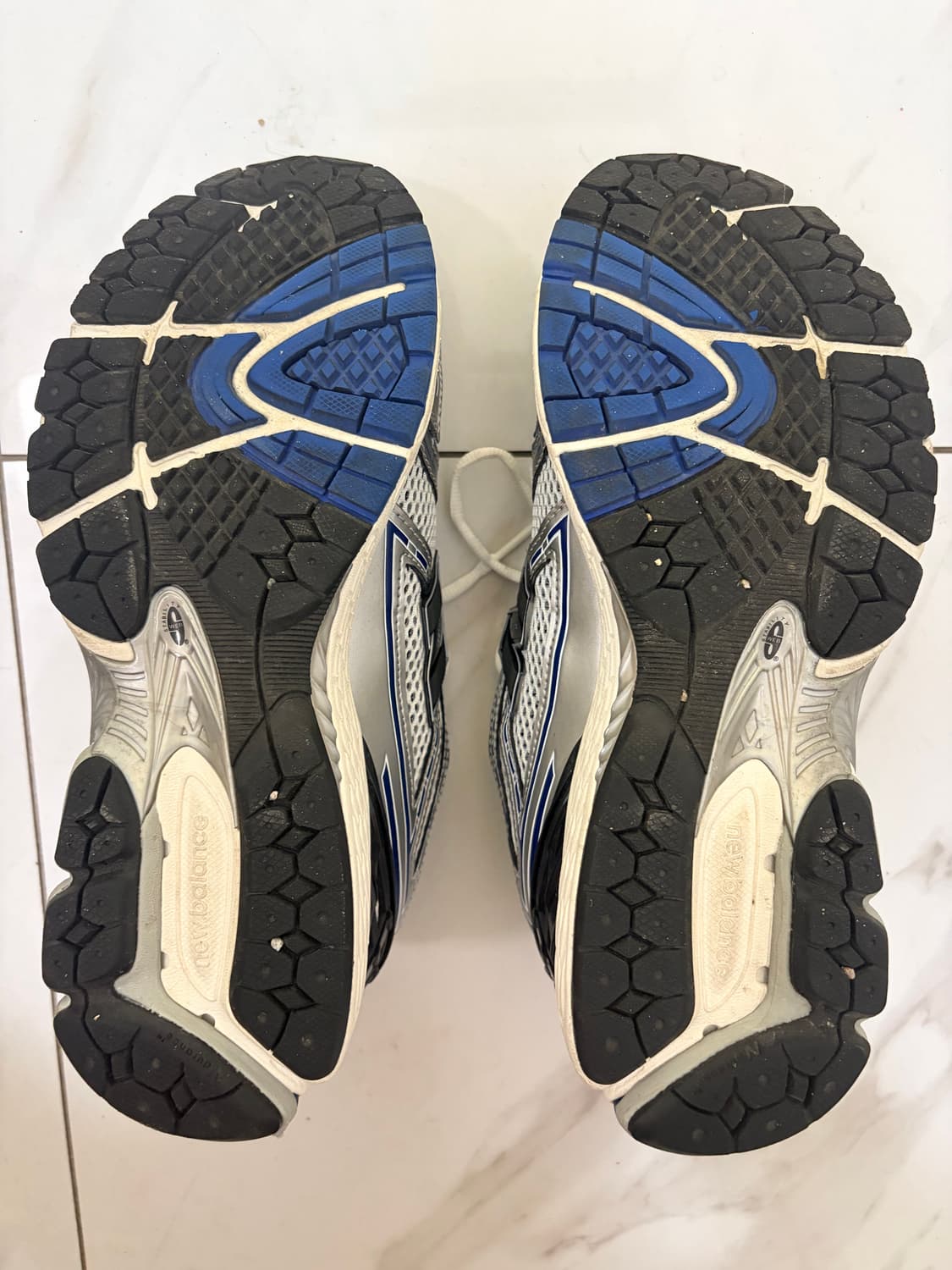 뉴발란스 1906 실버메탈릭 270 상품이미지4