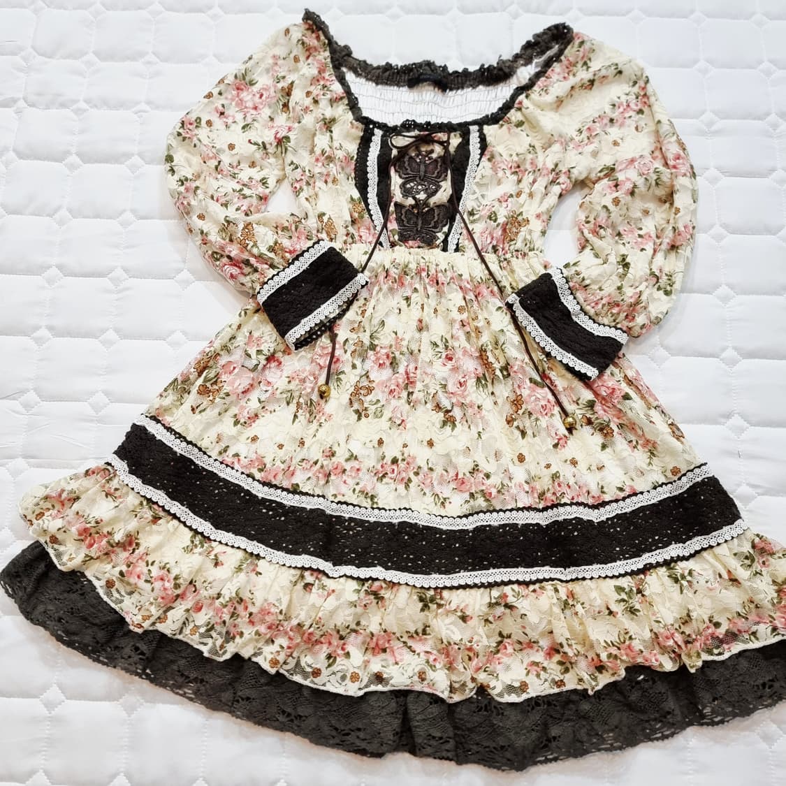 로즈 플로럴 레이스 프릴 원피스 상품이미지4