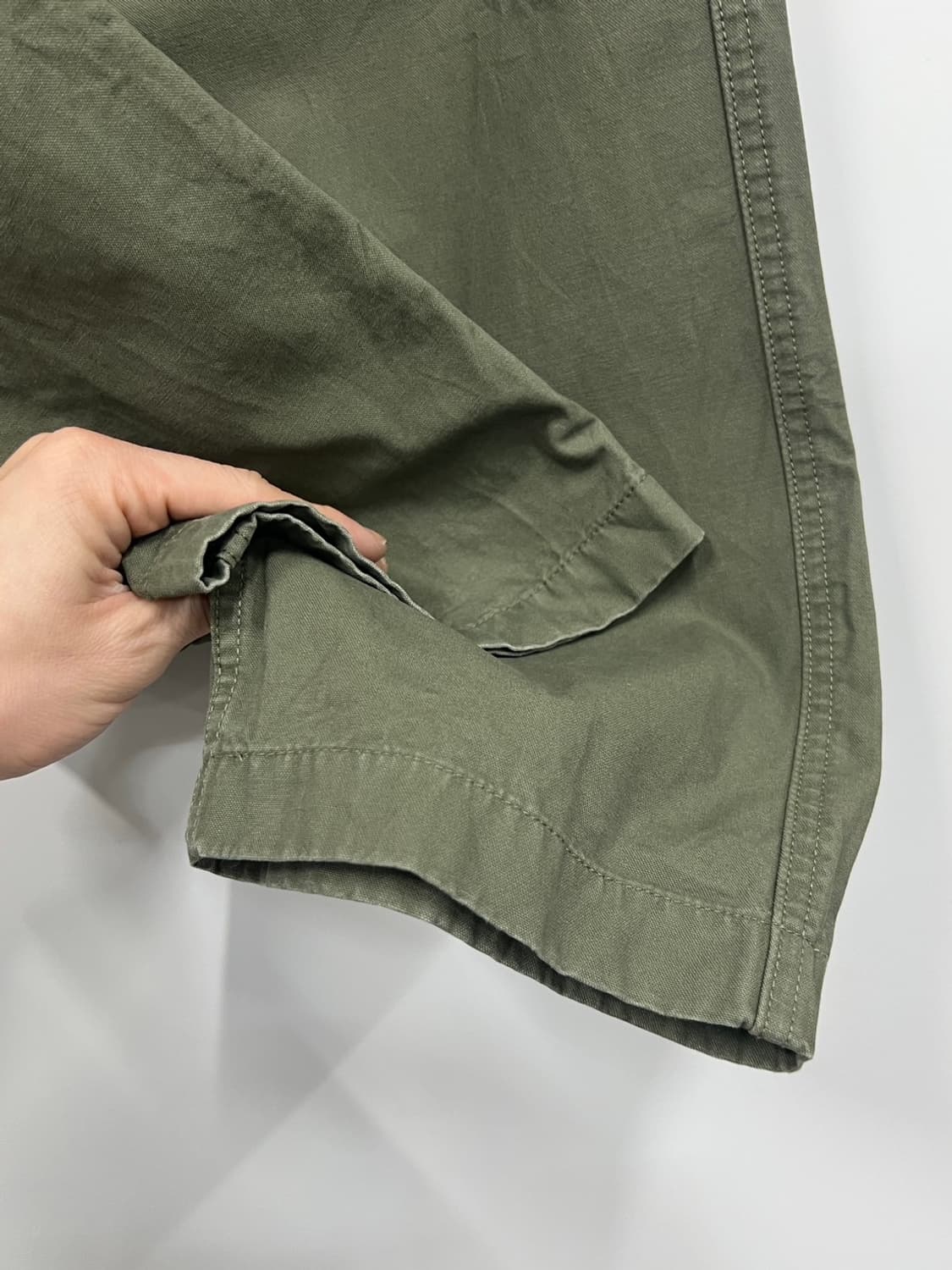 유니클로 코튼 카키 카고 팬츠  상품이미지4