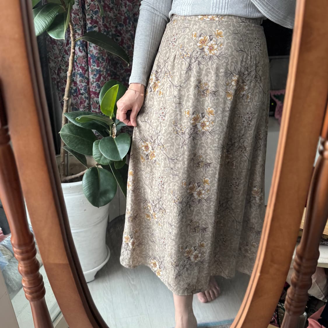 베이지 플라워패턴 롱스커트 상품이미지7