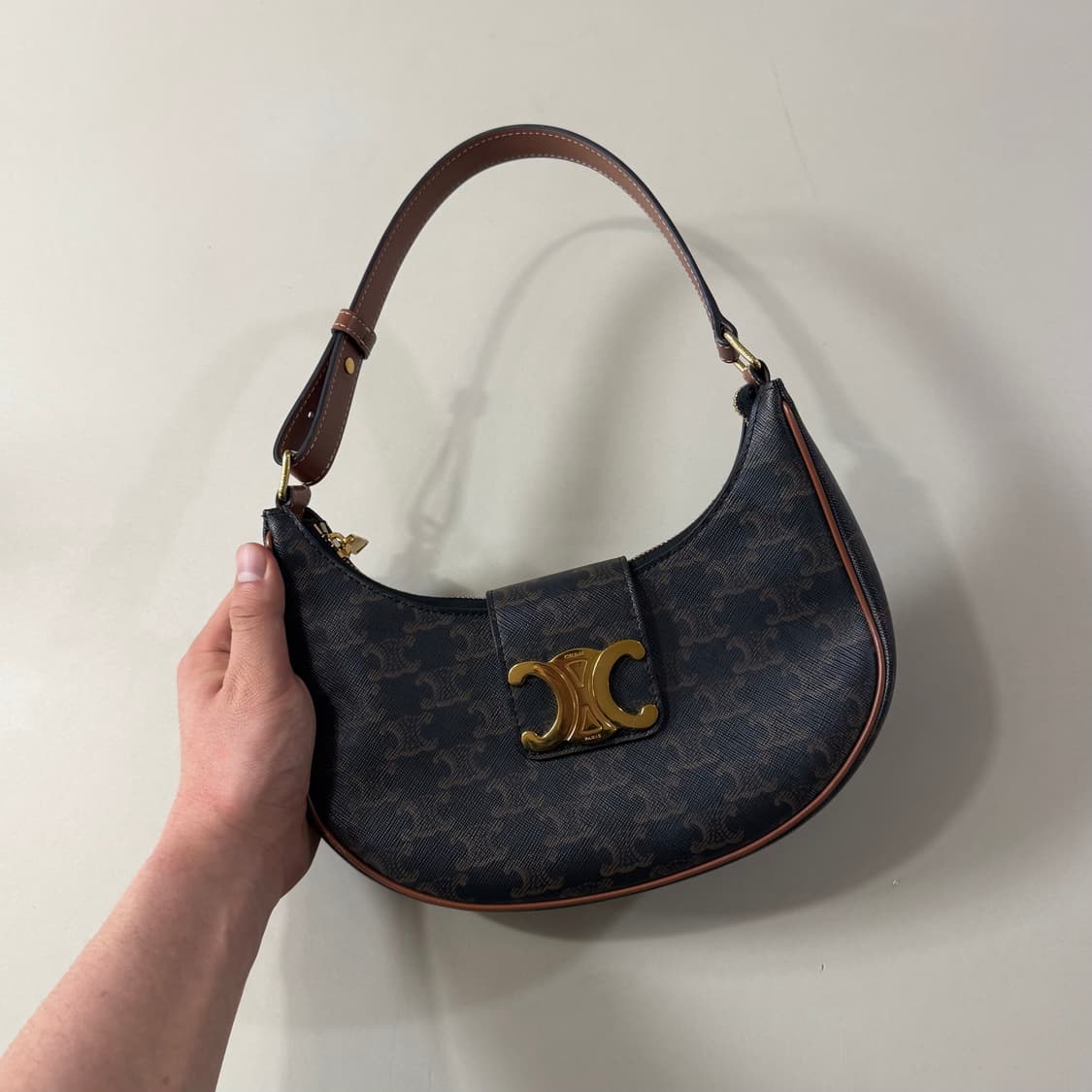 [정품/당일출고]셀린느 트리옹프 아바백 / 숄더백 상품이미지2