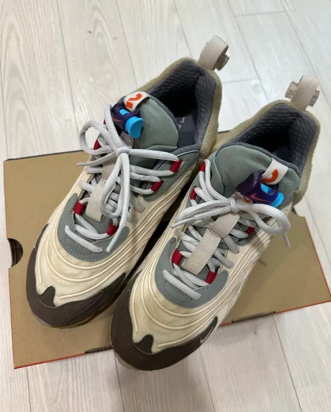 [265] 나이키 스캇 에어맥스 270 리액트 상품이미지1