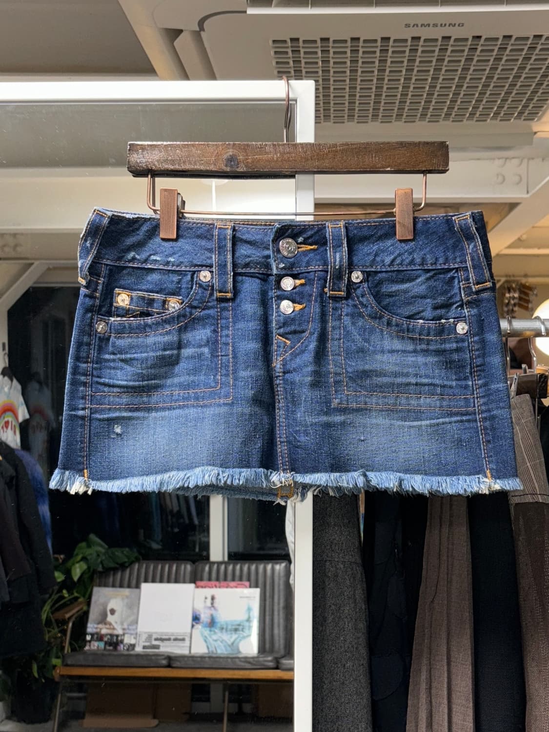 트루릴리전 데님 마이크로 스커트 상품이미지1