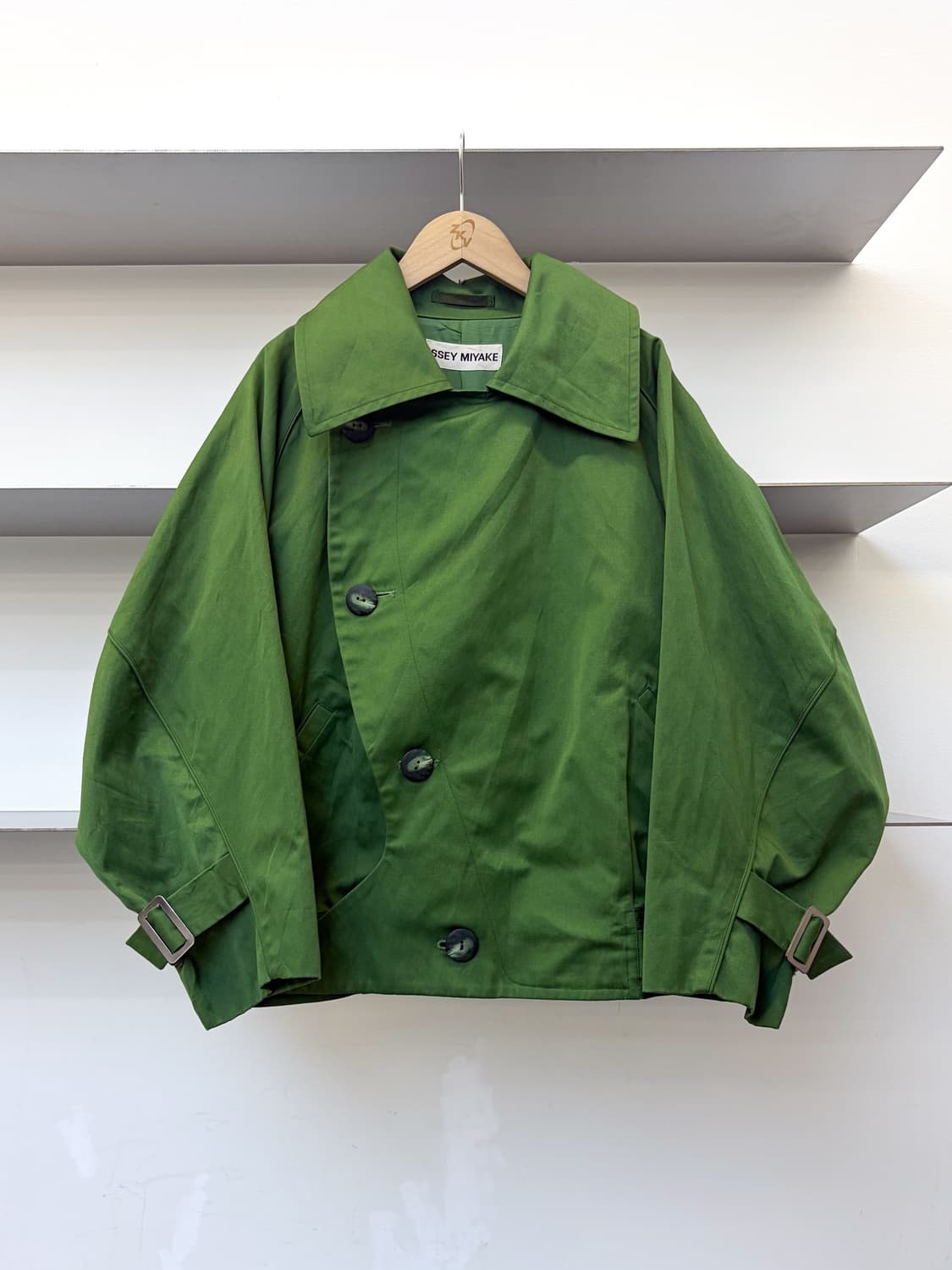  이세이미야케 80s 그린 크롭드 벨티드 자켓 상품이미지1