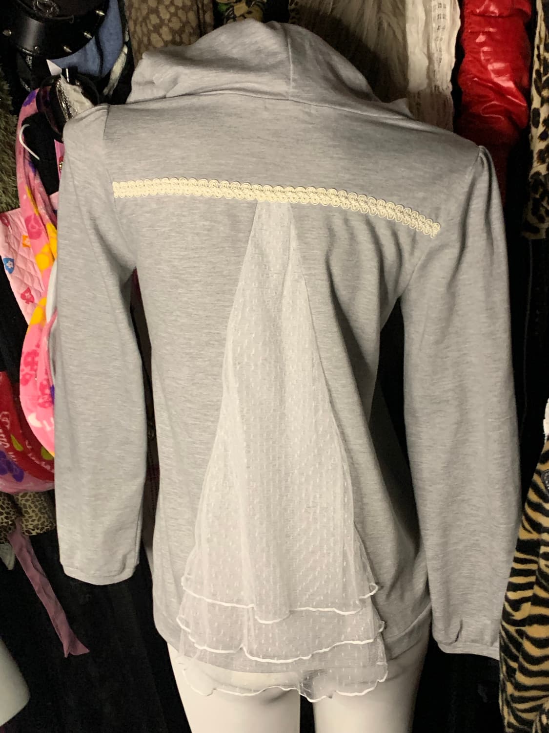 엑시즈팜 모리 그레이 레이스 후드집업 상품이미지4