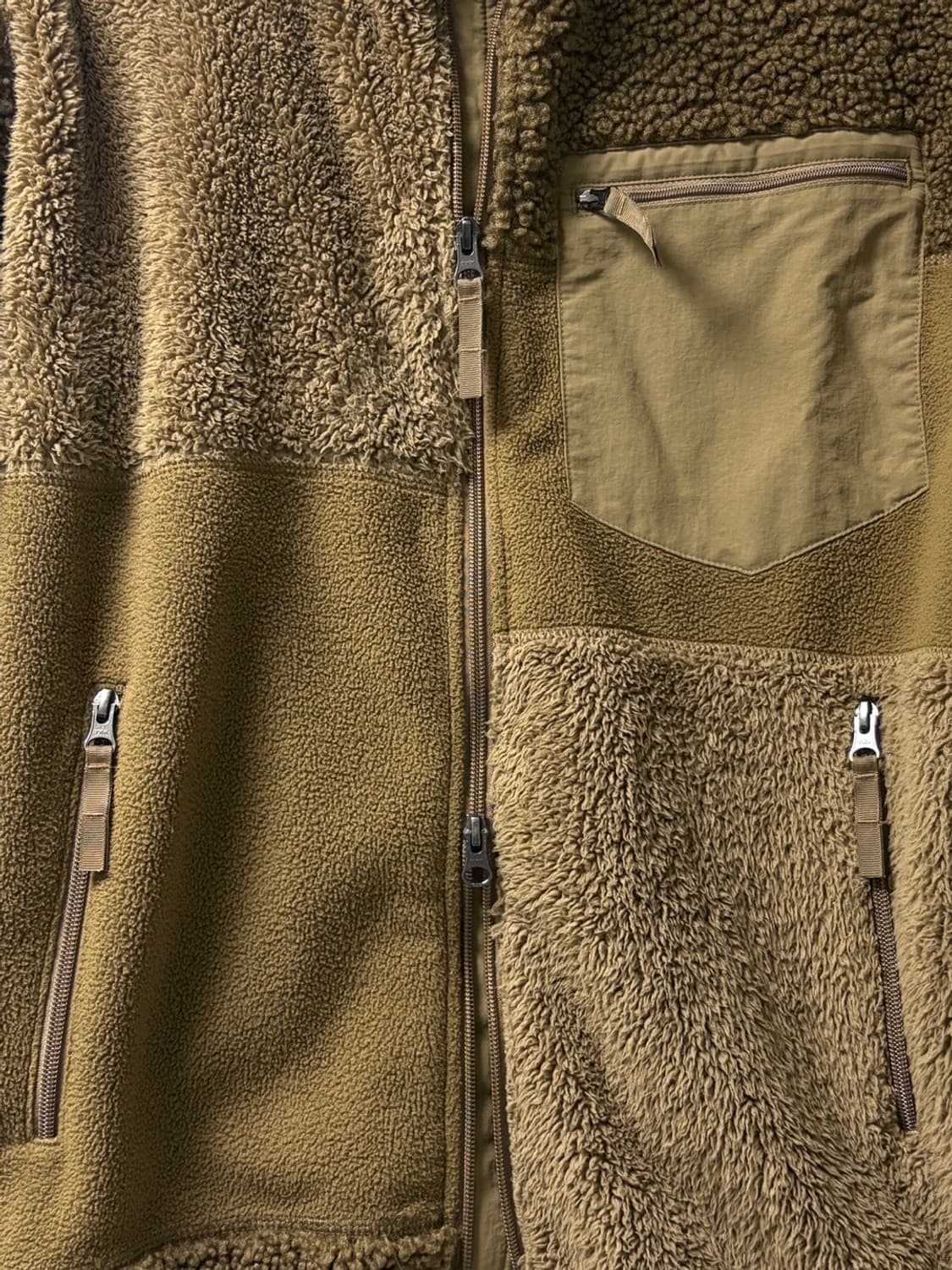 유니클로 엔지니어드가먼츠 상품이미지2