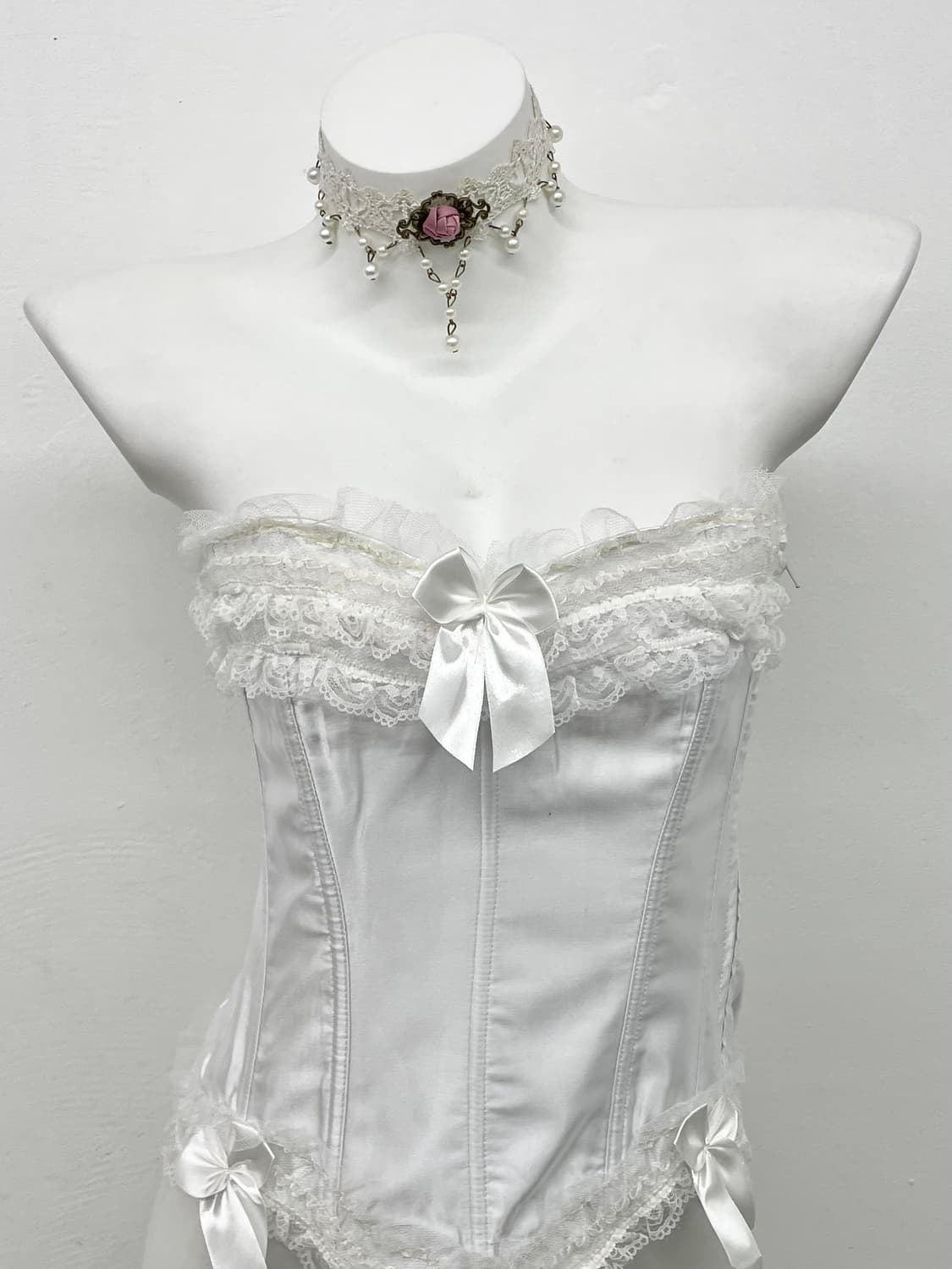 화이트 새틴 레이스 슬립 상품이미지2