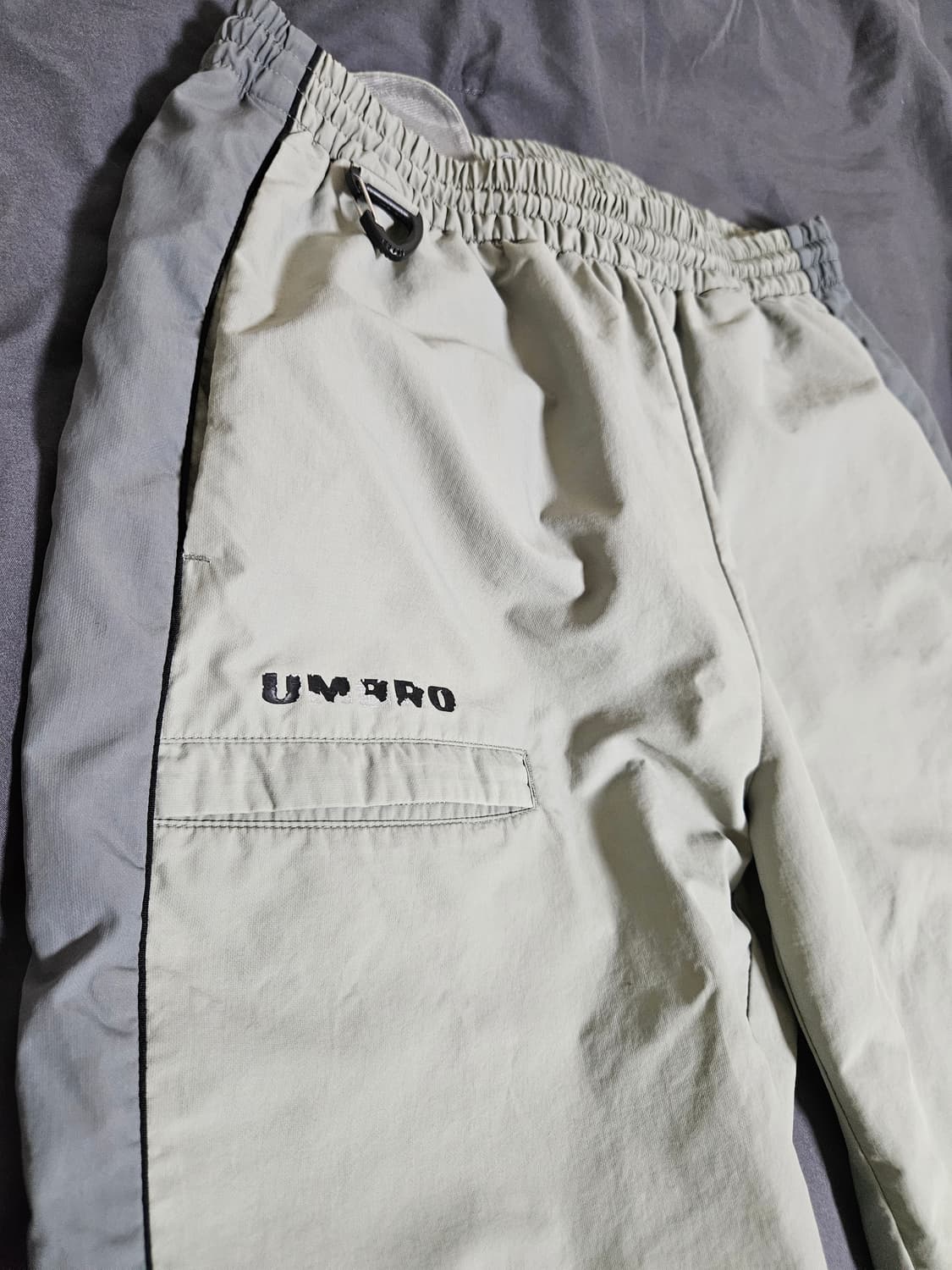 엄브로 트레이닝 셋업 100size 상품이미지9