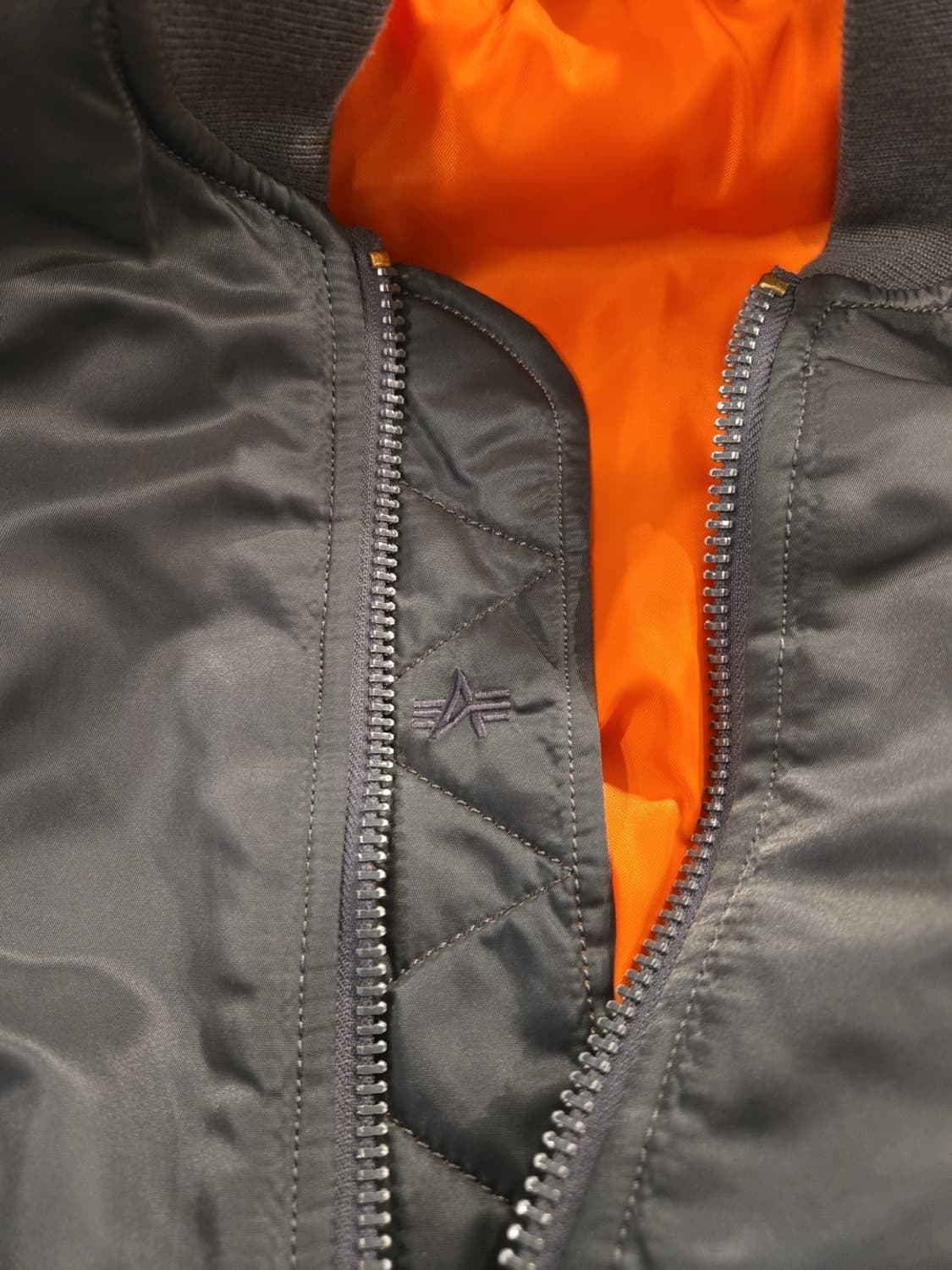 90s 미공군 납품용 알파인더스트리 MA-1 플라이트자켓 그레이 상품이미지3