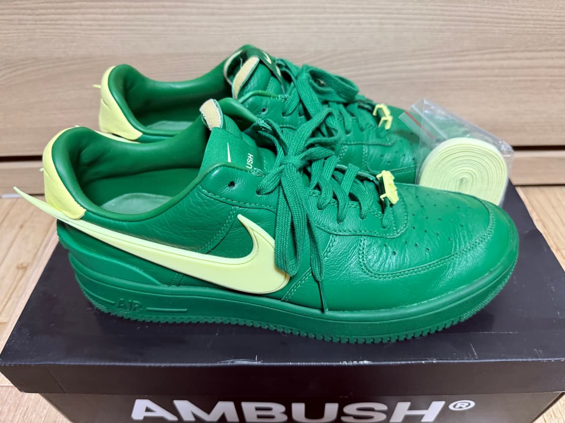 나이키 앰부쉬 에어포스 로우 그린 300 상품이미지2