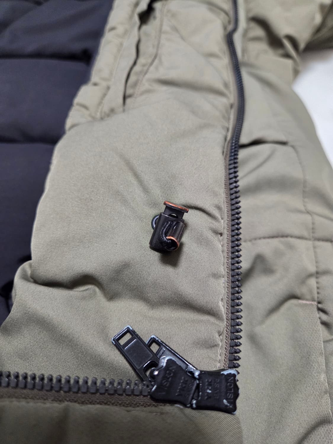 띠어리 알론 다운 패딩 상품이미지6