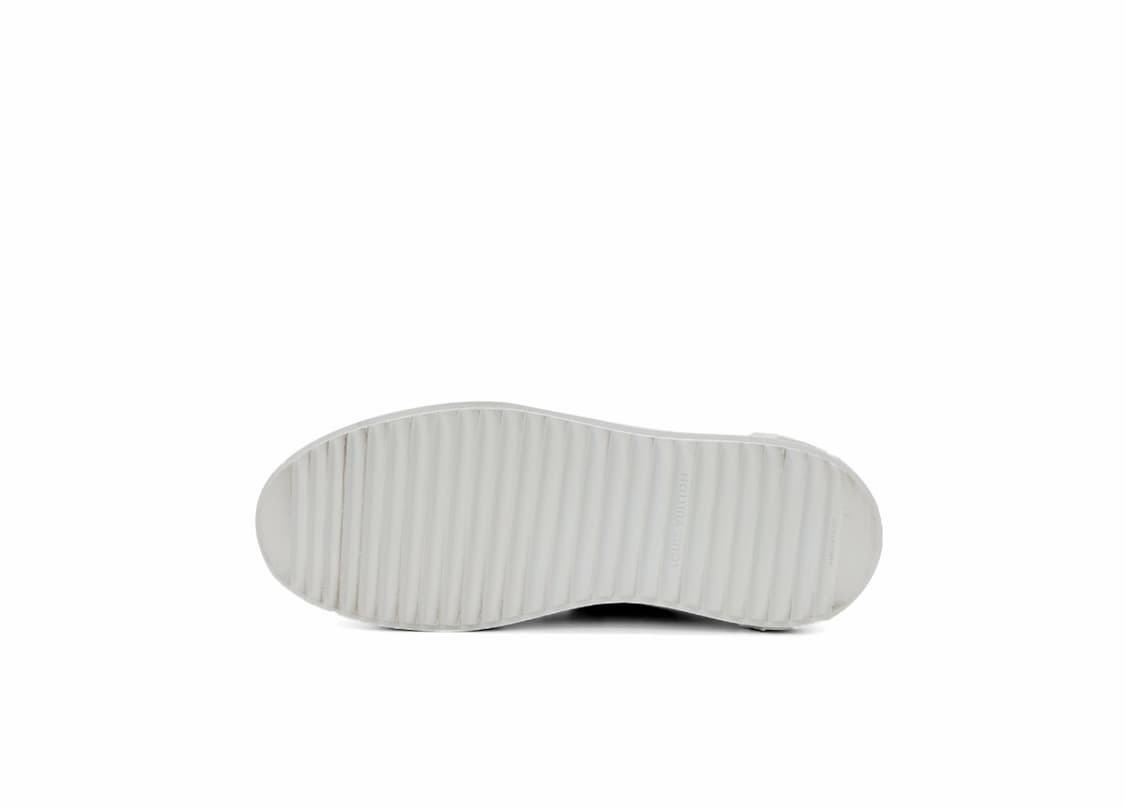 [38] 루이비통 여성 레터링 로고 타임아웃 로우탑 스니커즈 화이트 골드 상품이미지6