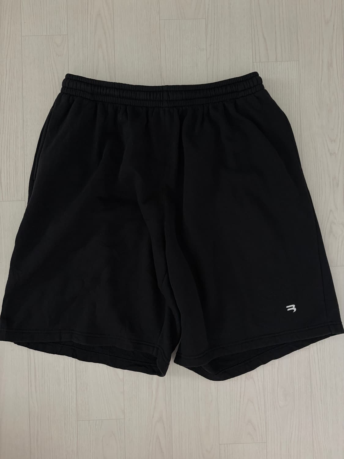 발렌시아가 스포티B 로고 스웻 쇼츠 반바지 M 상품이미지1