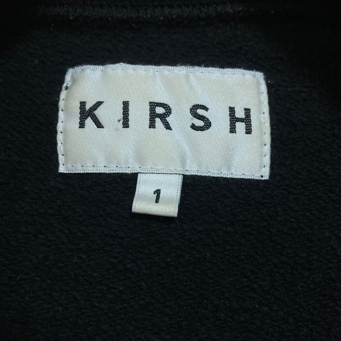 키르시 체리 빅로고 블랙 맨투맨 상품이미지3