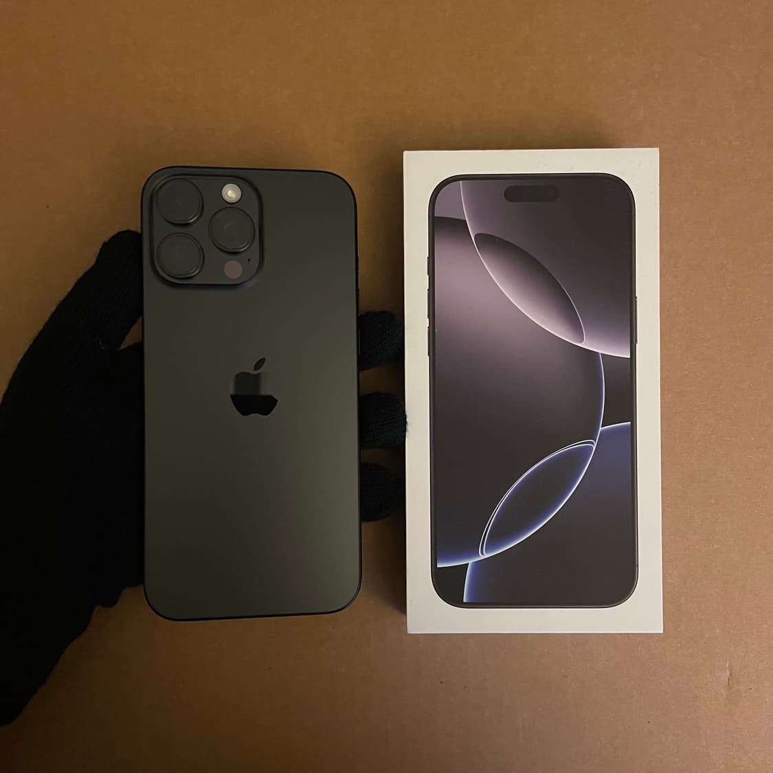 아이폰16 프로 맥스 512GB 블랙 티타늄 (유심기변용) 상품이미지3