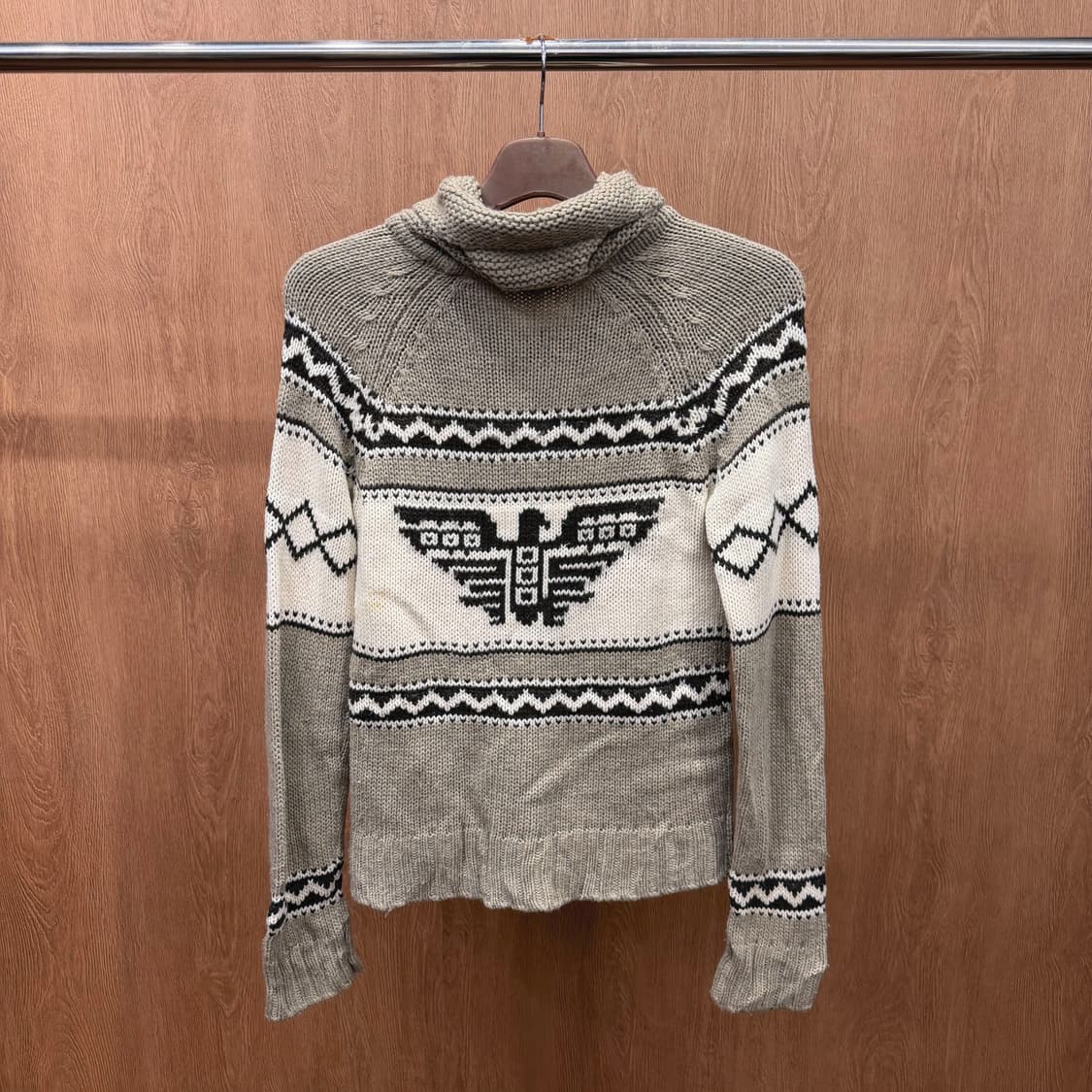 블루노트 니트 집업 가디건 이글 자카드 패턴 디테일 레귤러핏 베이지 상품이미지3