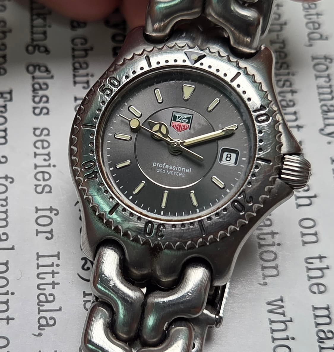 태그호이어 셀 프로페셔널 엘레강스 그레이판 쿼츠 여성용 브레이슬릿 ver 상품이미지10