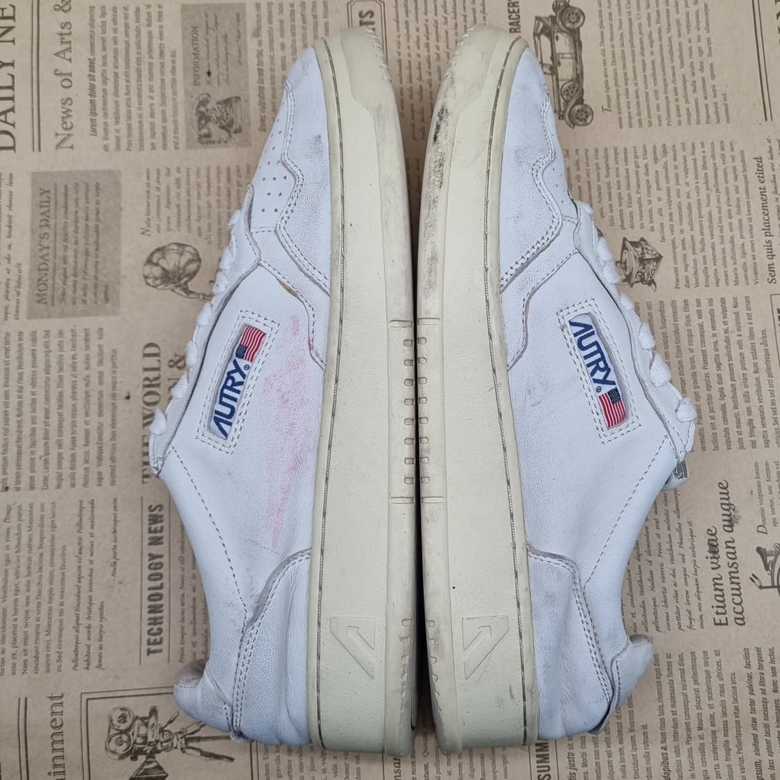 오트리 메달리스트 남성스니커즈42 270 상품이미지5