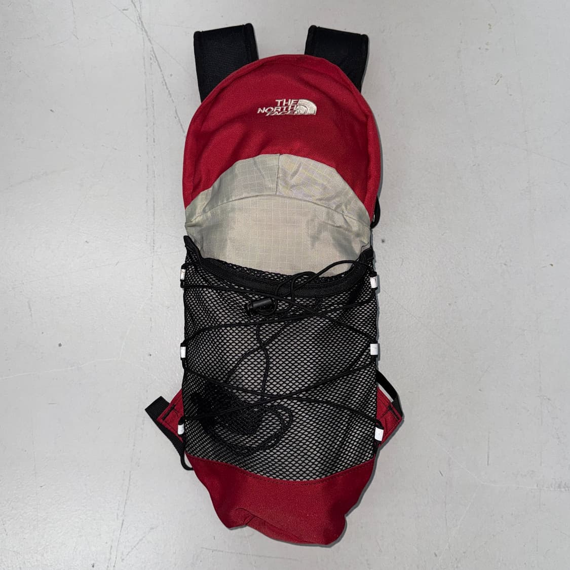 노스페이스 러닝 트래킹 미니 백팩 상품이미지2