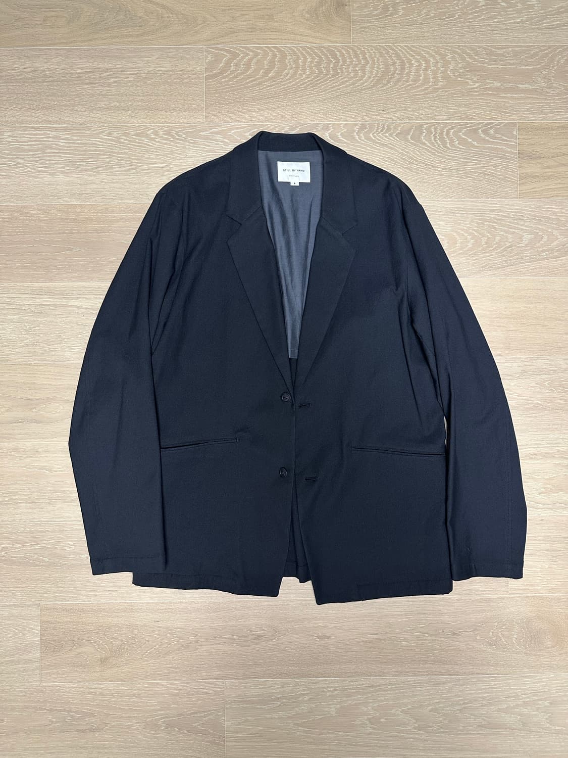 STILL BY HAND의 블랙 블레이저 상품이미지1