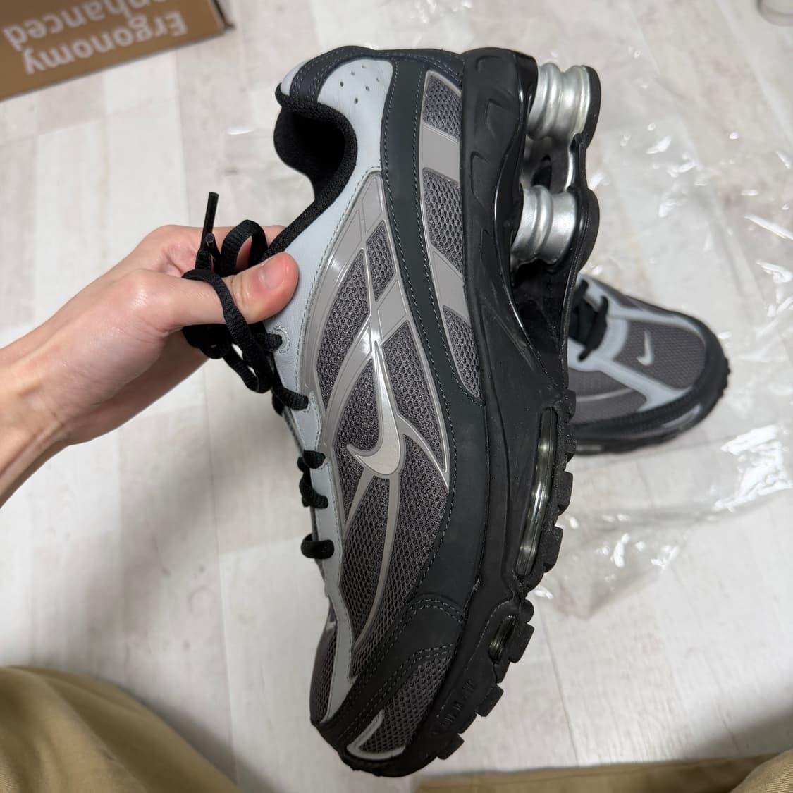 [250] 나이키 샥스 라이드 2 라이트 그래파이트 앤트러사이트 상품이미지5