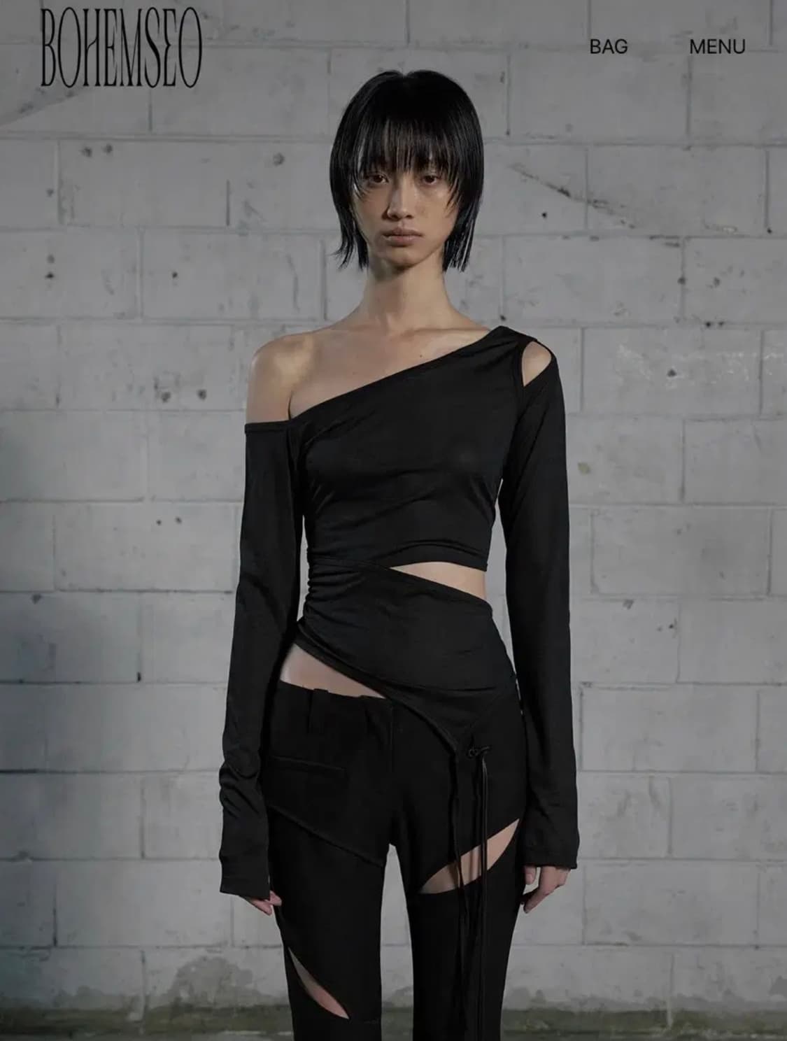 (새제품) 보헤미안서울 시스루 컷아웃 슬리브 블랙 상품이미지1