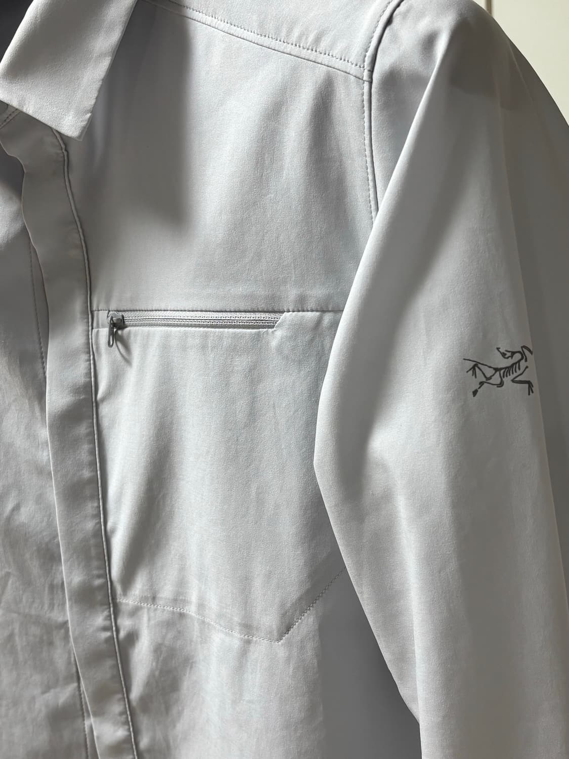 아크테릭스 스카이라인 LS 솔리튜드 s사이즈 상품이미지1