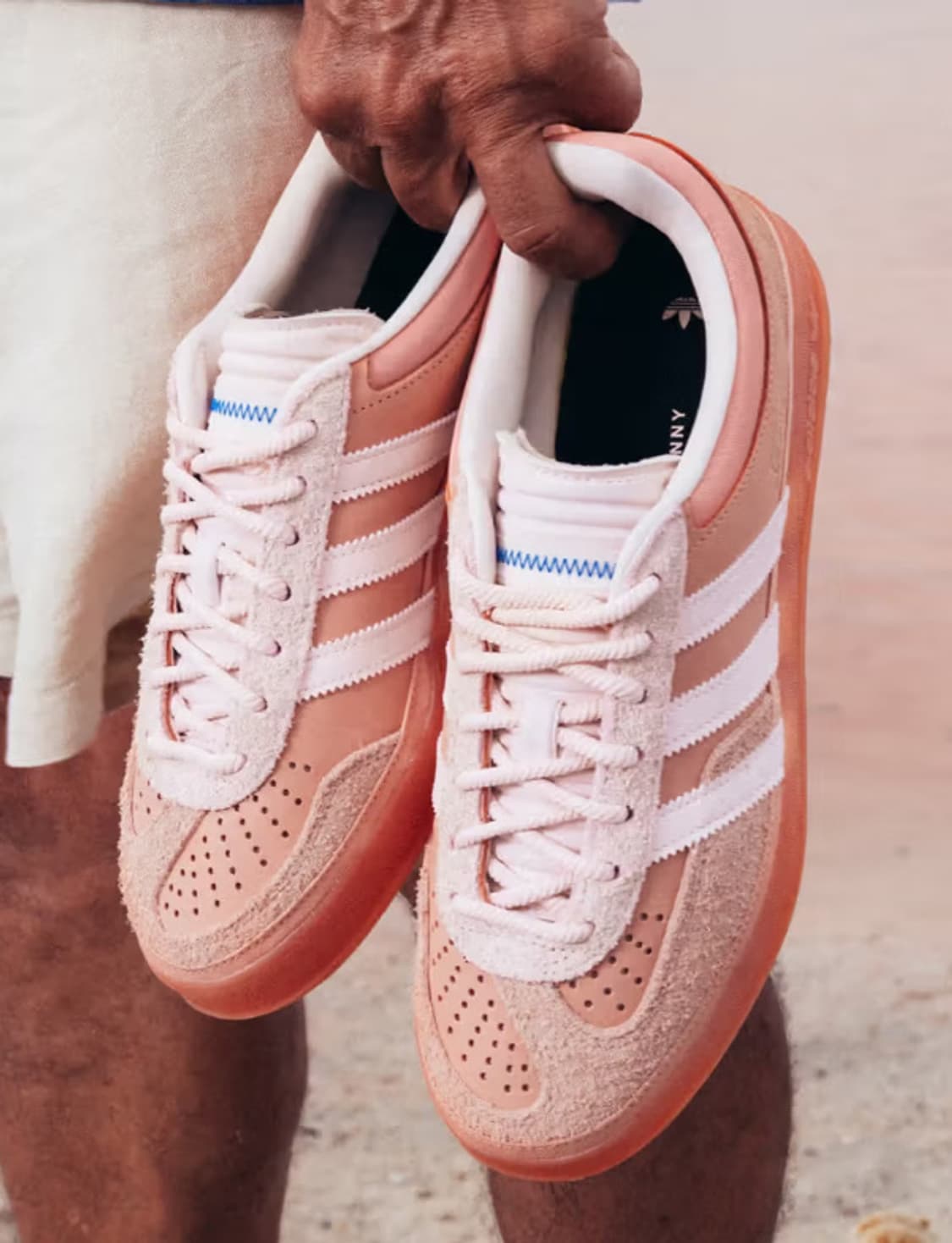 배드버니 x 아디다스 가젤 인도어 상품이미지1