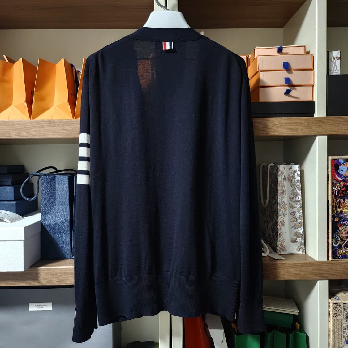 톰브라운 사선완장 메리노 울 가디건 4사이즈 네이비 상품이미지2