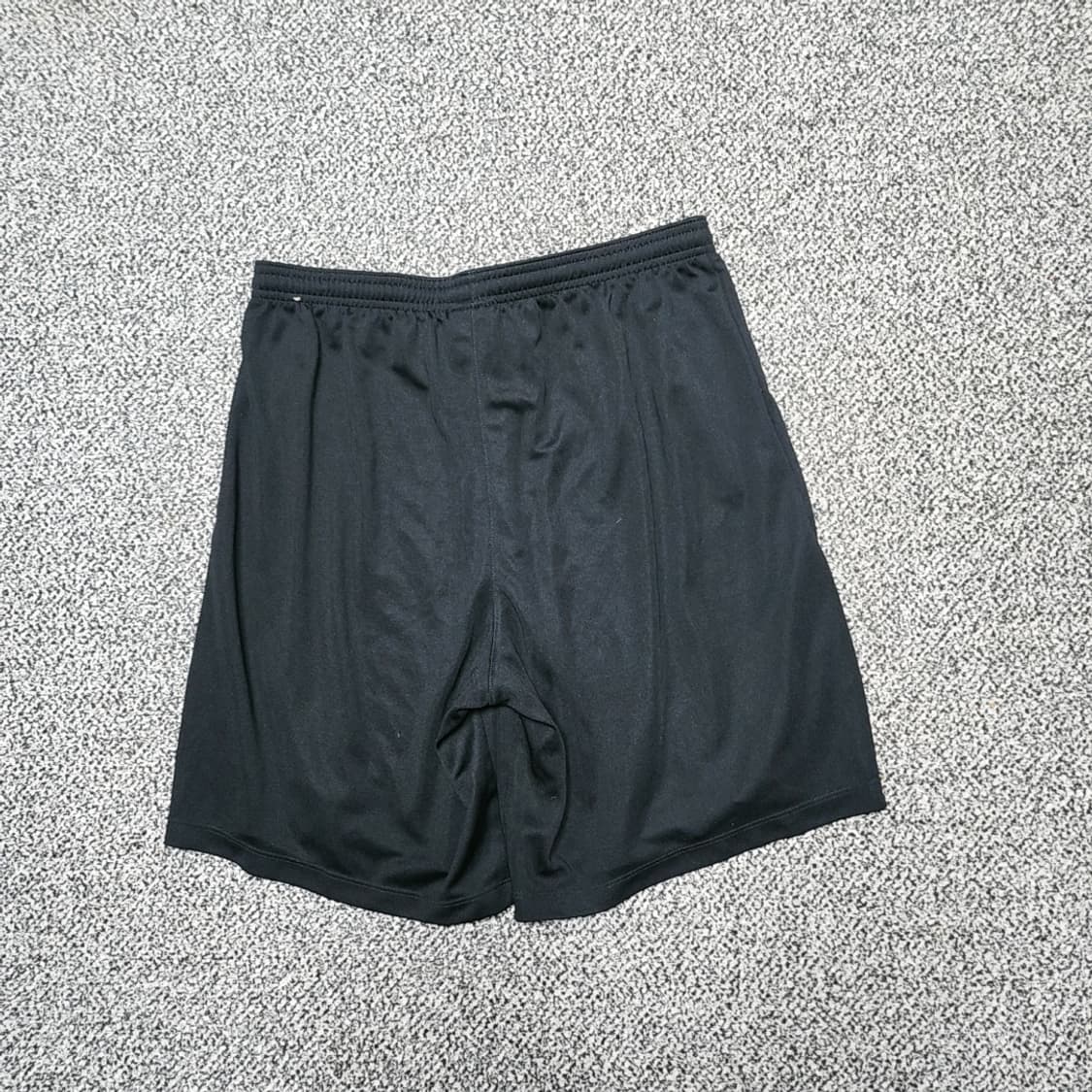 [L] 나이키 블랙 반바지 스우시 로고 (2842) 상품이미지2