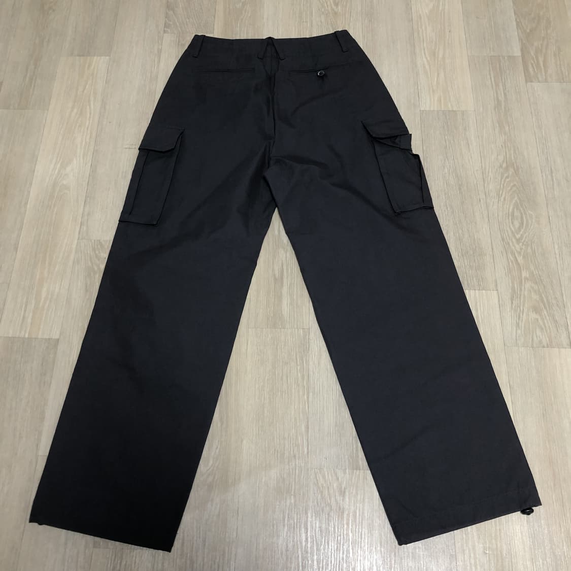 (우먼스 S) 마뗑 킴 MATIN KIM 어텀 카고 팬츠 인 차콜 상품이미지8