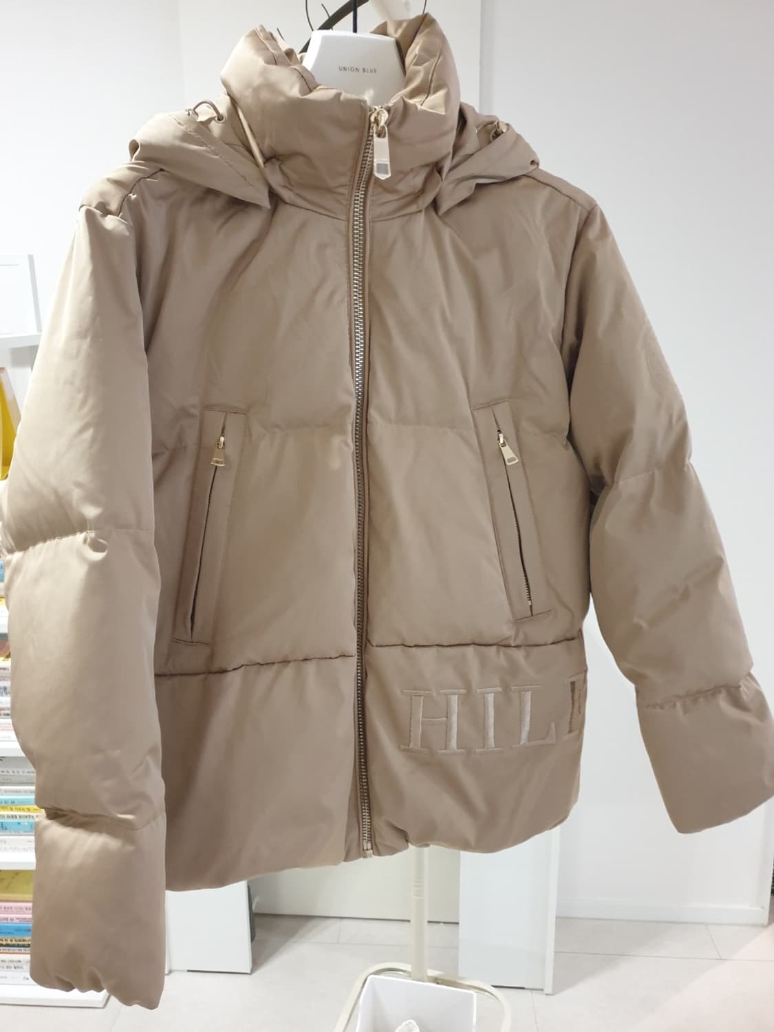 타미힐피거 레터링 패딩 상품이미지1